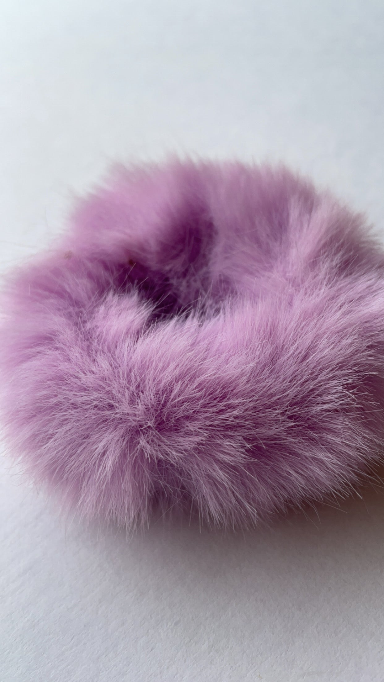 Knotband Fluffy Paars