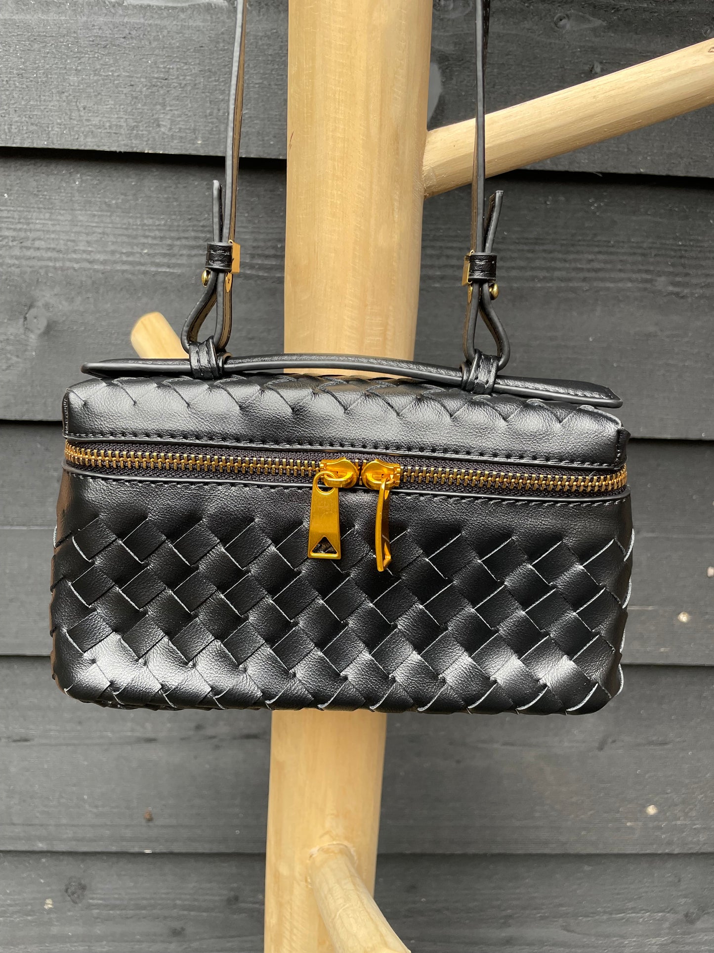 Gevlochten crossbody Zwart