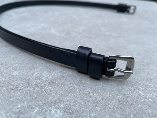 Keelriem zwart, Zilvere gesp