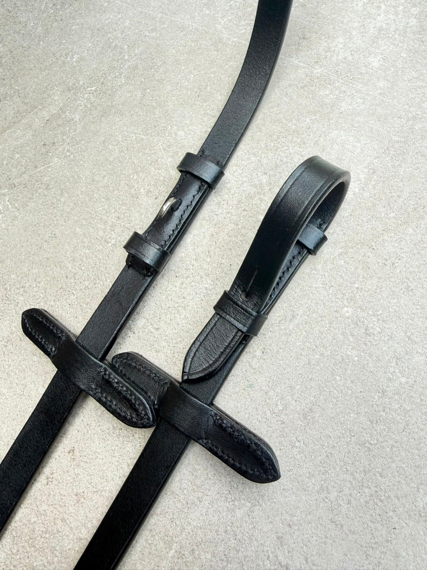 Teugels rubber grip ingewerkte stop zwart, Goude gesp