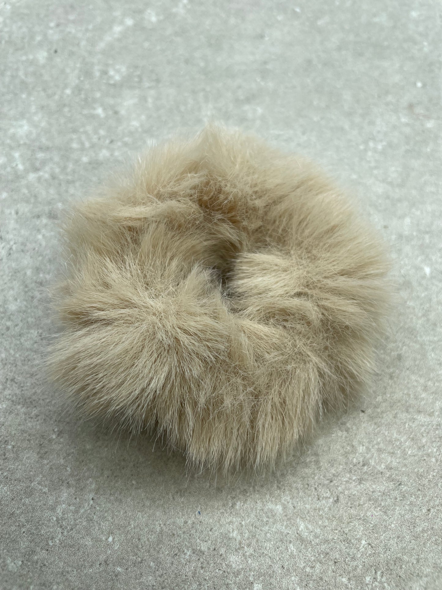 Knotband Fluffy Zand