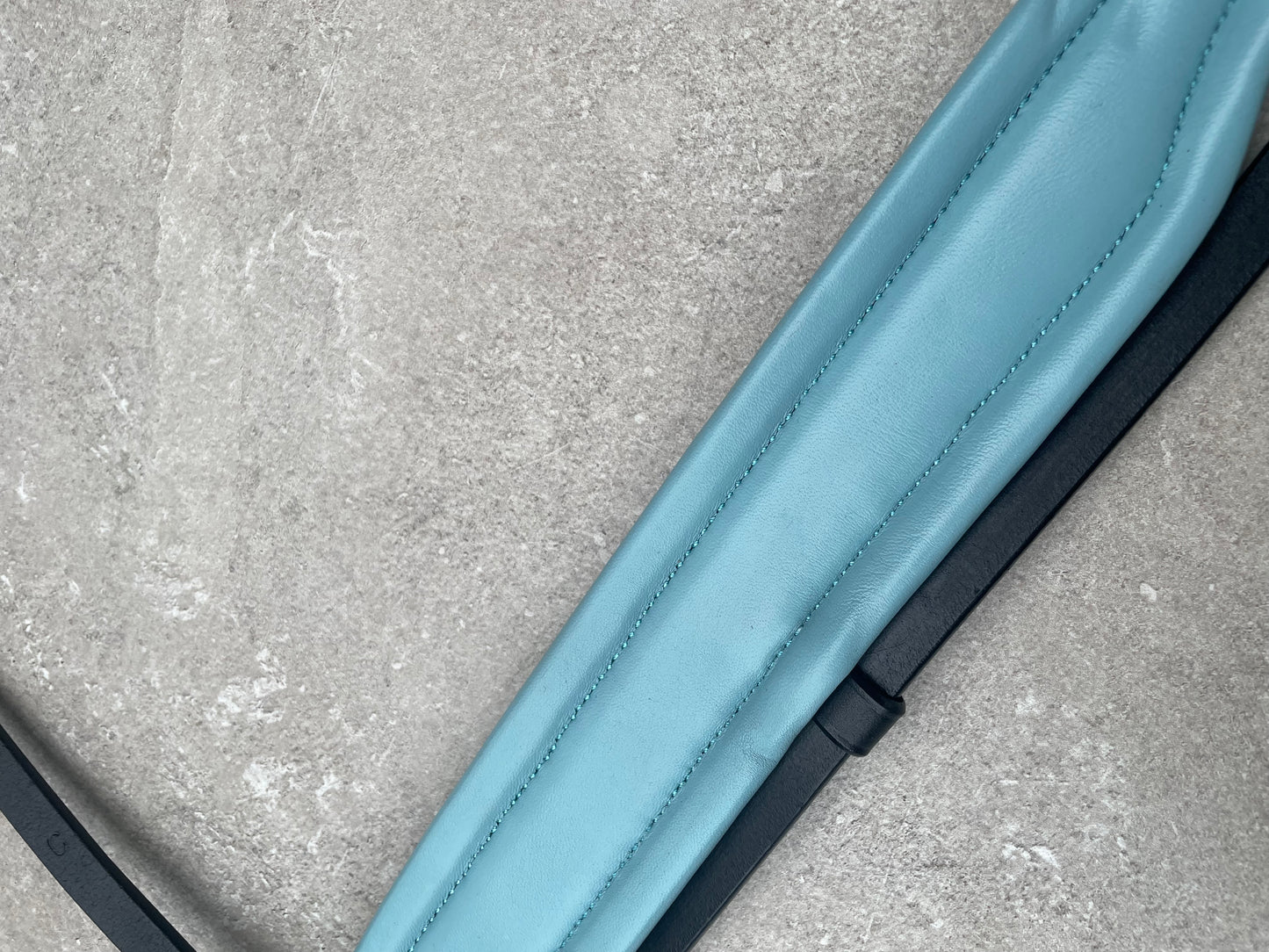 Neusriem Rocktrim Sky Blue onderlegd, Grijs rocktrim, Mat leer